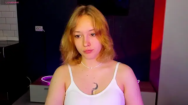 rikkitikkitavik online show from June 25, 2026, 12:32 am