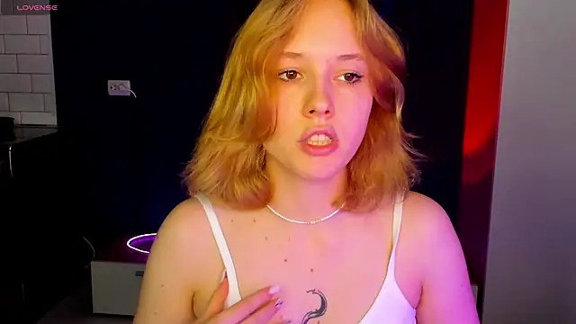 rikkitikkitavik online show from June 25, 2026, 5:12 am