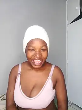 Snapshot of Cherryblush_2 chatting on June 24, 2026, 4:17 pm Cherryblush 2 online show from June 24, 2026, 4:17 pm