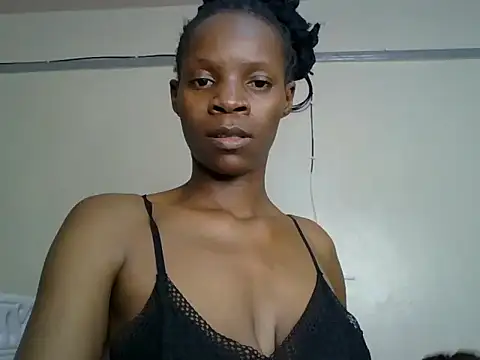 Snapshot of exoticglow chatting on July 10, 2026, 8:44 pm exoticglow online show from July 10, 2026, 8:44 pm
