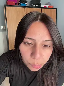 Morena hot2 online show from June 16, 2026, 5:04 pm