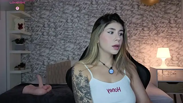 Isabella Bliss online show from July 29, 2026, 9:46 pm