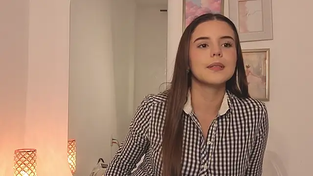 Isabellebotero online show from June 23, 2026, 2:59 pm