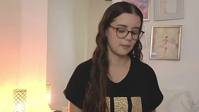 Isabellebotero online show from June 25, 2026, 2:54 pm