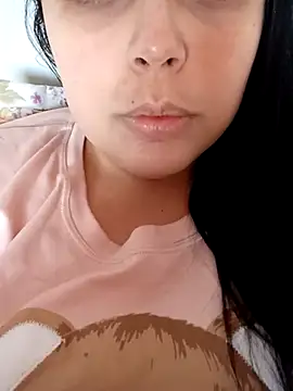 StellaPeituda online show from July 7, 2026, 6:12 pm