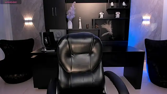 SabrinaMontclair online show from June 21, 2026, 5:48 pm