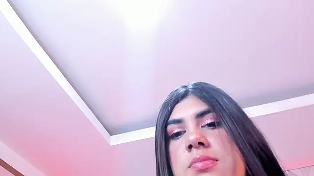 Snapshot of Chloe__fox_ chatting on July 19, 2026, 1:04 pm Chloe fox online show from July 19, 2026, 1:04 pm