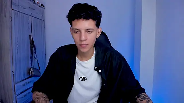 tylerrnova online show from August 2, 2026, 3:05 am