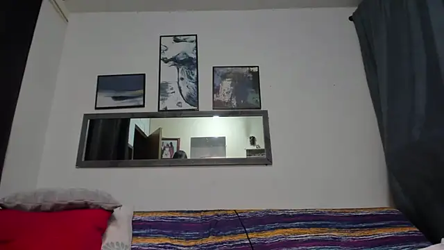 Crazy addixtion online show from April 1, 2026, 12:44 am