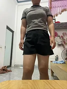 Loly hana online show from June 27, 2026, 12:33 pm