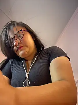 Snapshot of LuisAny chatting on July 30, 2026, 3:27 am LuisAny online show from July 30, 2026, 3:27 am