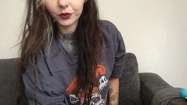 Alexnightcat online show from July 8, 2026, 3:49 pm