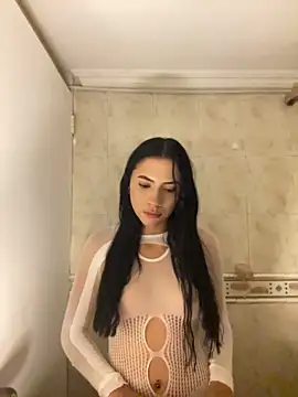 Sabrina M online show from July 2, 2026, 6:41 am