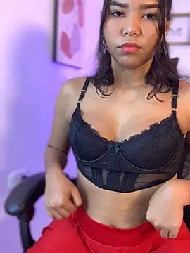 MaddyMichelle  online show from June 25, 2026, 2:10 pm