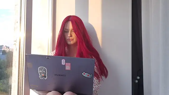 BloomMoon online show from August 3, 2026, 3:27 pm