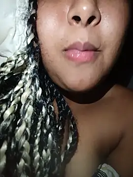 HeLiSa69ebony online show from July 23, 2026, 3:37 am