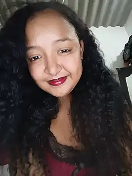 HeLiSa69ebony online show from August 3, 2026, 4:44 am