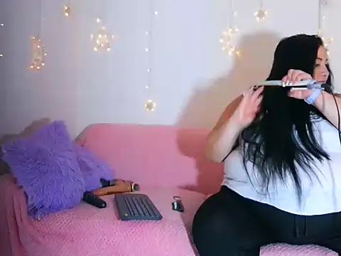 Sammysexy   online show from July 7, 2026, 6:45 pm