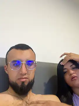 Snapshot of Dulcepecado_22 chatting on July 20, 2026, 3:32 am Dulcepecado 22 online show from July 20, 2026, 3:32 am