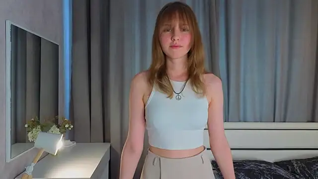 SunnySikarskie online show from June 26, 2026, 4:28 am