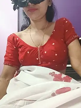 Night Queen24 online show from July 22, 2026, 2:53 pm
