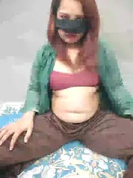 Snapshot of king_queen69 chatting on June 25, 2026, 4:33 pm king queen69 online show from June 25, 2026, 4:33 pm
