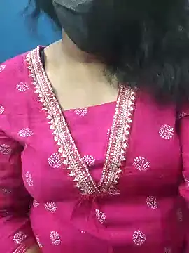 Zaara-Rose online show from June 28, 2026, 9:59 am