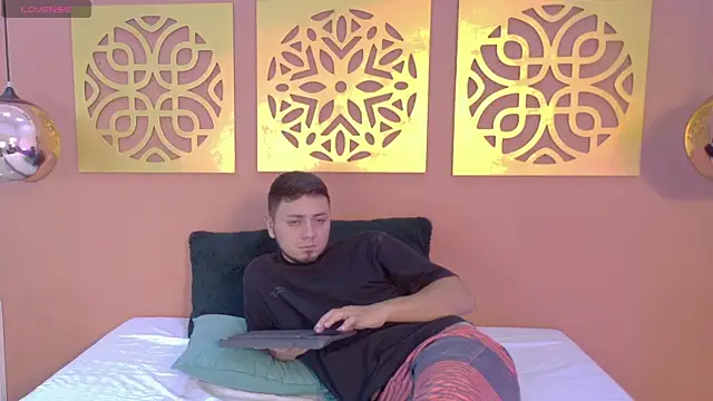 GeorgiayLiam online show from June 30, 2026, 8:54 pm