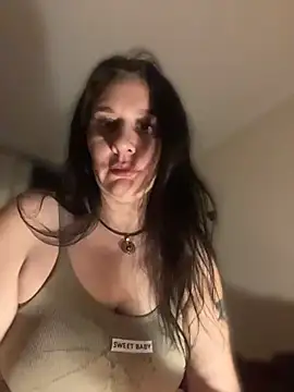 Snapshot of VelvetDawn chatting on July 8, 2026, 7:18 pm VelvetDawn online show from July 8, 2026, 7:18 pm