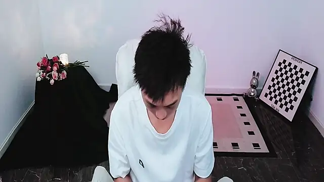 GJ-01 online show from June 25, 2026, 4:34 am