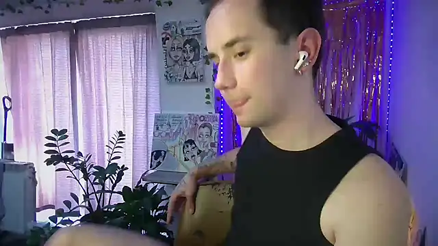 Moon boyy online show from June 23, 2026, 5:22 pm