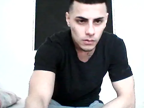 Aronfox23 online show from August 5, 2026, 1:25 pm