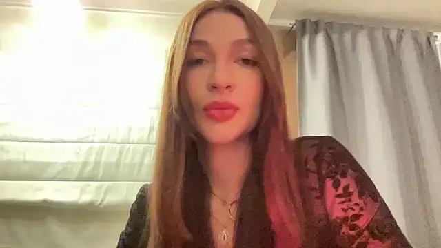 Nolenne online show from July 6, 2026, 8:00 pm