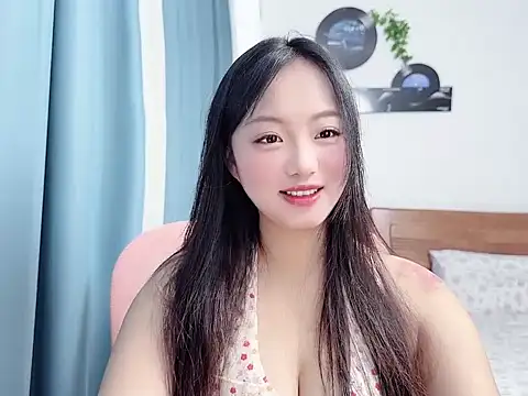 Winnie666999 online show from June 22, 2026, 3:25 am