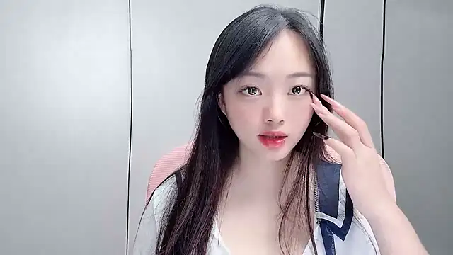 Winnie666999 online show from July 9, 2026, 3:21 am