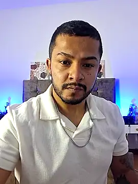 Snapshot of BrunoSilva_ chatting on July 25, 2026, 12:03 pm BrunoSilva online show from July 25, 2026, 12:03 pm
