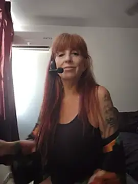 AbigailD13 online show from August 5, 2026, 3:37 pm