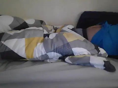 Snapshot of a5ar5rooooov chatting on November 10, 2025, 9:03 pm a5ar5rooooov online show from November 10, 2025, 9:03 pm