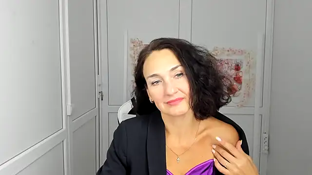 OliviaKateee online show from July 21, 2026, 12:18 pm