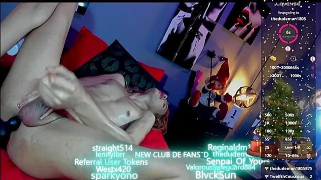 Snapshot of love_amor_ chatting on December 19, 2024, 8:13 am love amor online show from December 19, 2024, 8:13 am