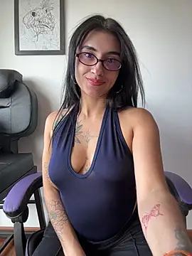 JennaNovva online show from July 28, 2026, 6:53 pm
