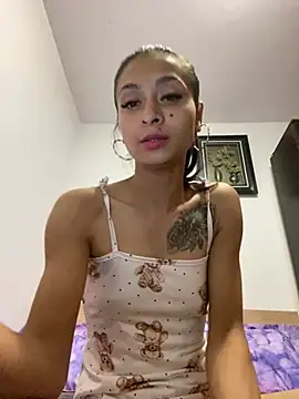 foxyro30 online show from June 25, 2026, 7:29 pm