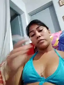 indiazinha   online show from July 1, 2026, 6:15 am