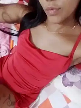 indiazinha   online show from July 21, 2026, 5:32 am