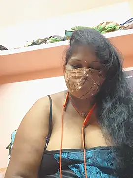 Snapshot of yalini1431 chatting on June 23, 2026, 9:24 pm yalini1431 online show from June 23, 2026, 9:24 pm