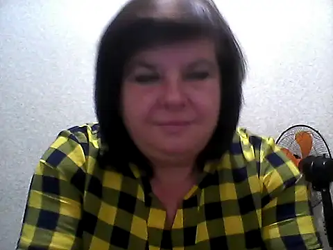 HannahAna39 online show from July 12, 2026, 5:26 pm