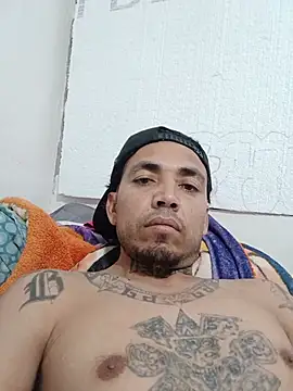 luis22fuego online show from June 24, 2026, 6:01 am
