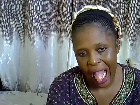 Snapshot of Pretty_Cupcake7 chatting on July 1, 2026, 6:51 pm Pretty Cupcake7 online show from July 1, 2026, 6:51 pm