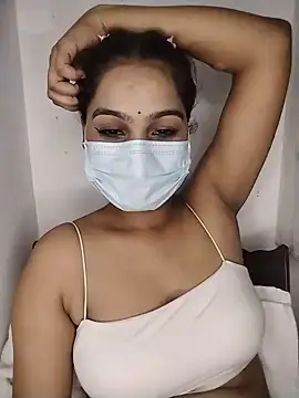 nikita-cam online show from July 17, 2026, 4:56 pm