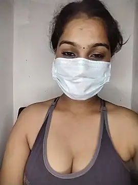 nikita-cam online show from July 22, 2026, 7:05 pm